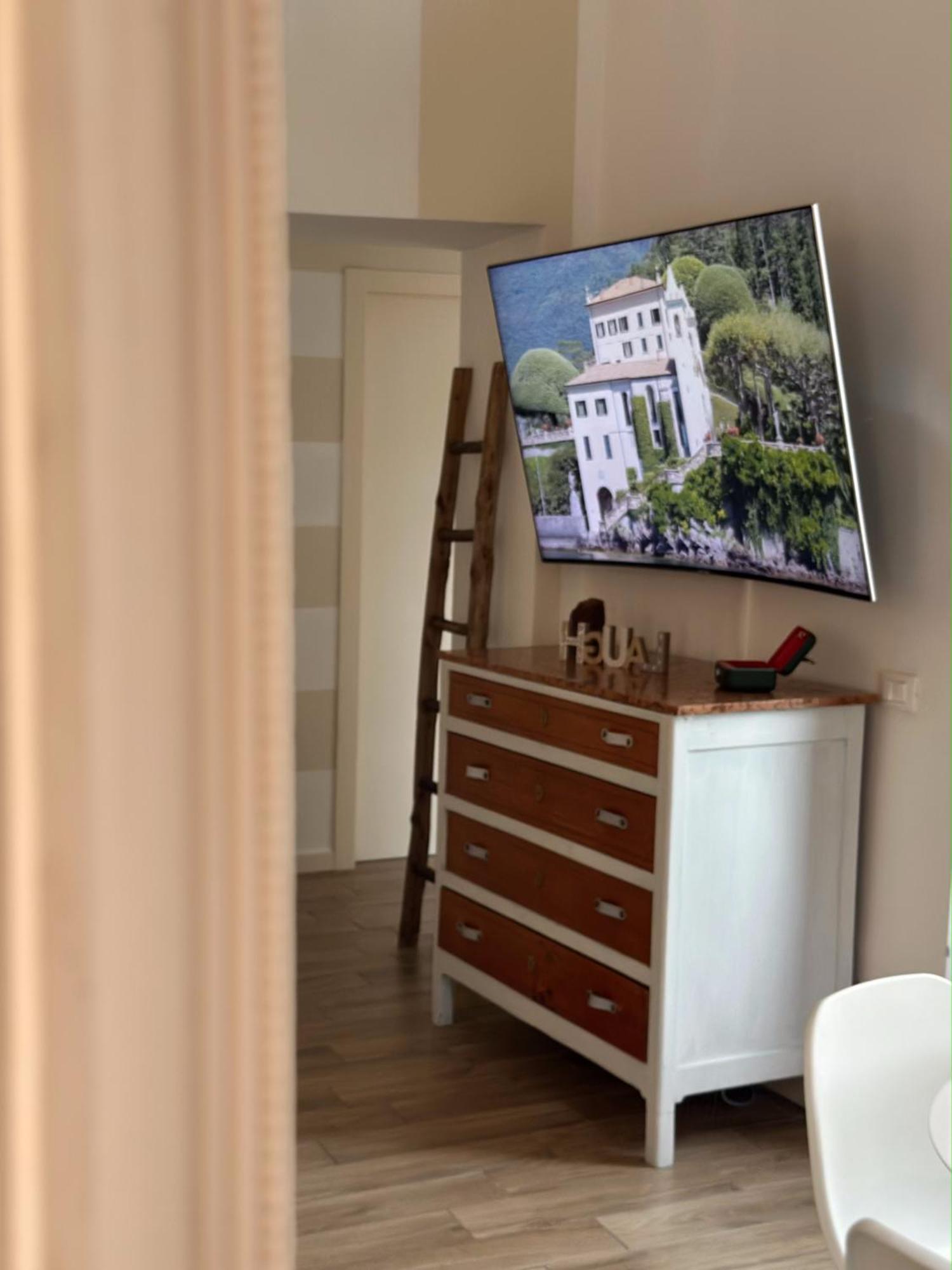 Contessa Reina Apartamento Como Exterior foto